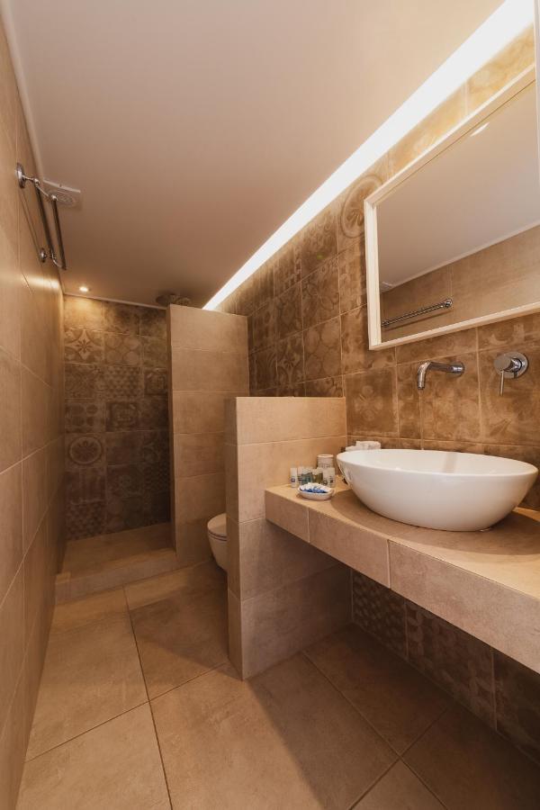 To Rantevou Tis Alykis Rooms & Apartments Kimolos Luaran gambar