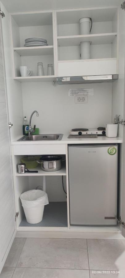 To Rantevou Tis Alykis Rooms & Apartments Kimolos Luaran gambar